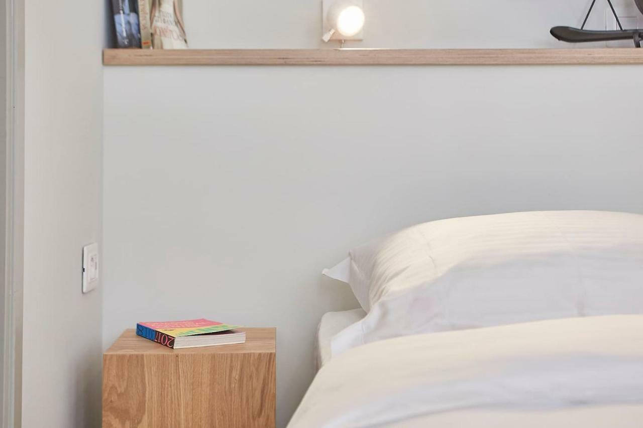 Live In A Funky & Renovated Studio Near Acropolis أثينا المظهر الخارجي الصورة