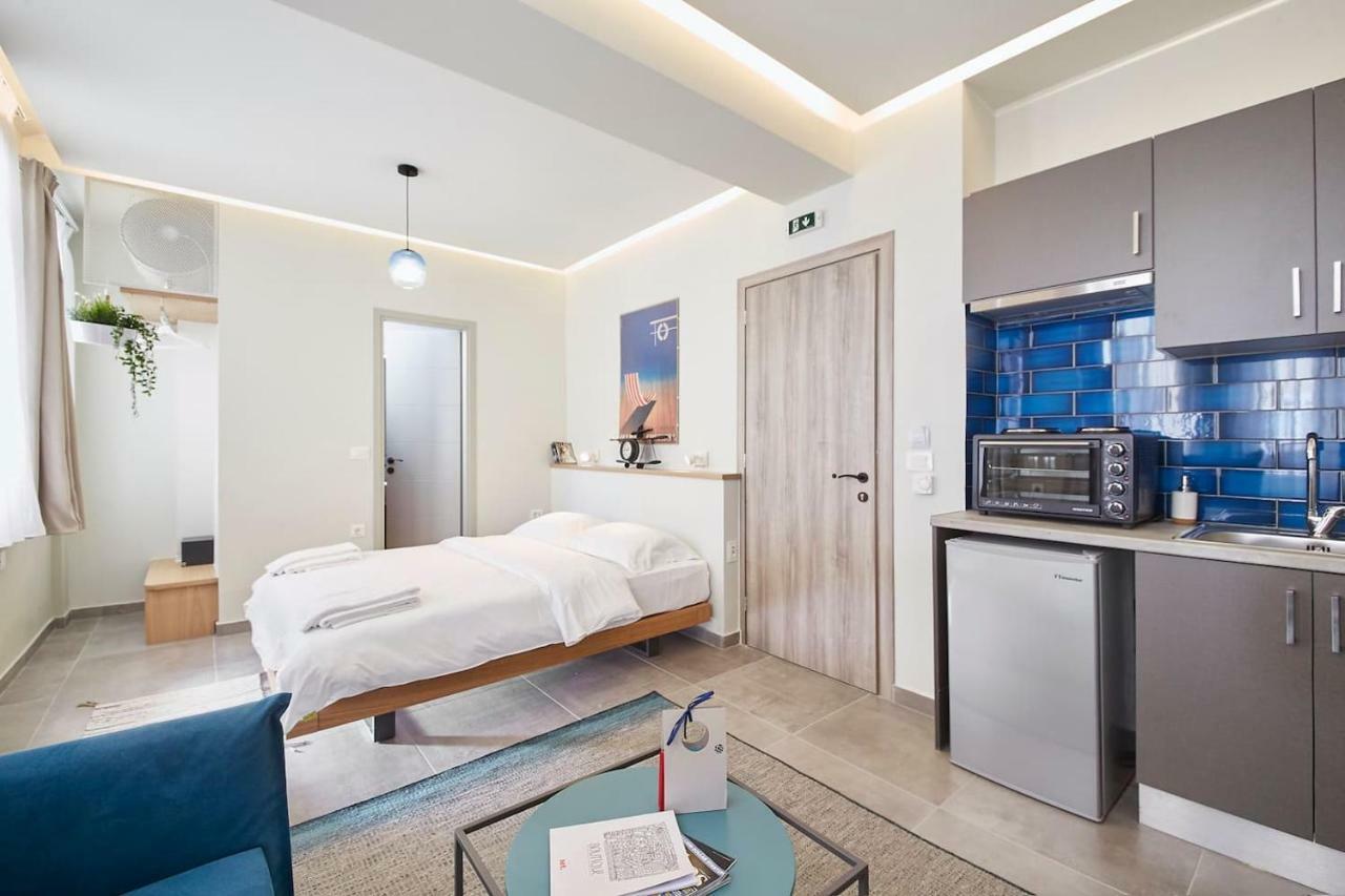 Live In A Funky & Renovated Studio Near Acropolis أثينا المظهر الخارجي الصورة