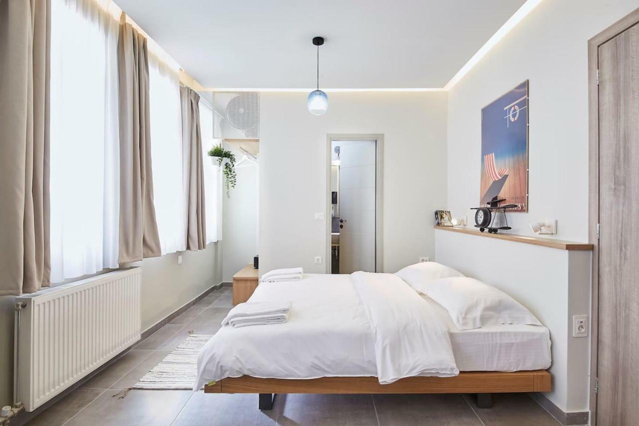Live In A Funky & Renovated Studio Near Acropolis أثينا المظهر الخارجي الصورة
